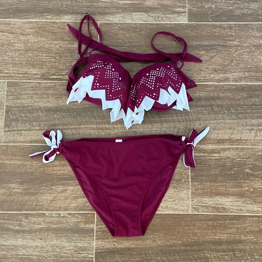 Beautiful Cupshe Bikini